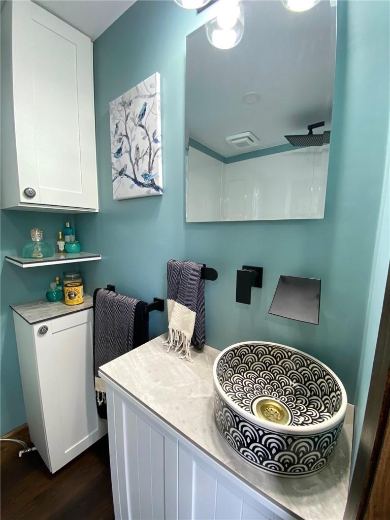 For sale 8009 CONCESSION 2 Road, Wellandport, Ontario L0R2J0