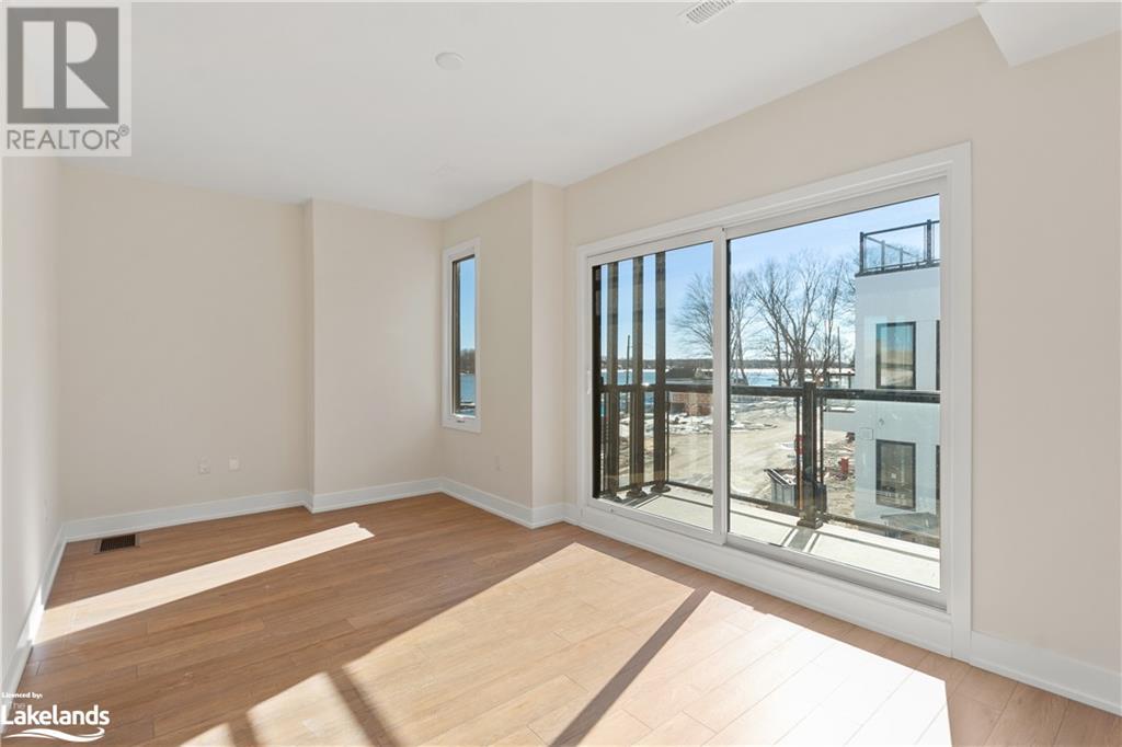 For sale 19 MARINER'S PIER Way, Orillia, Ontario L3V8P4 40545197 REALTOR.ca