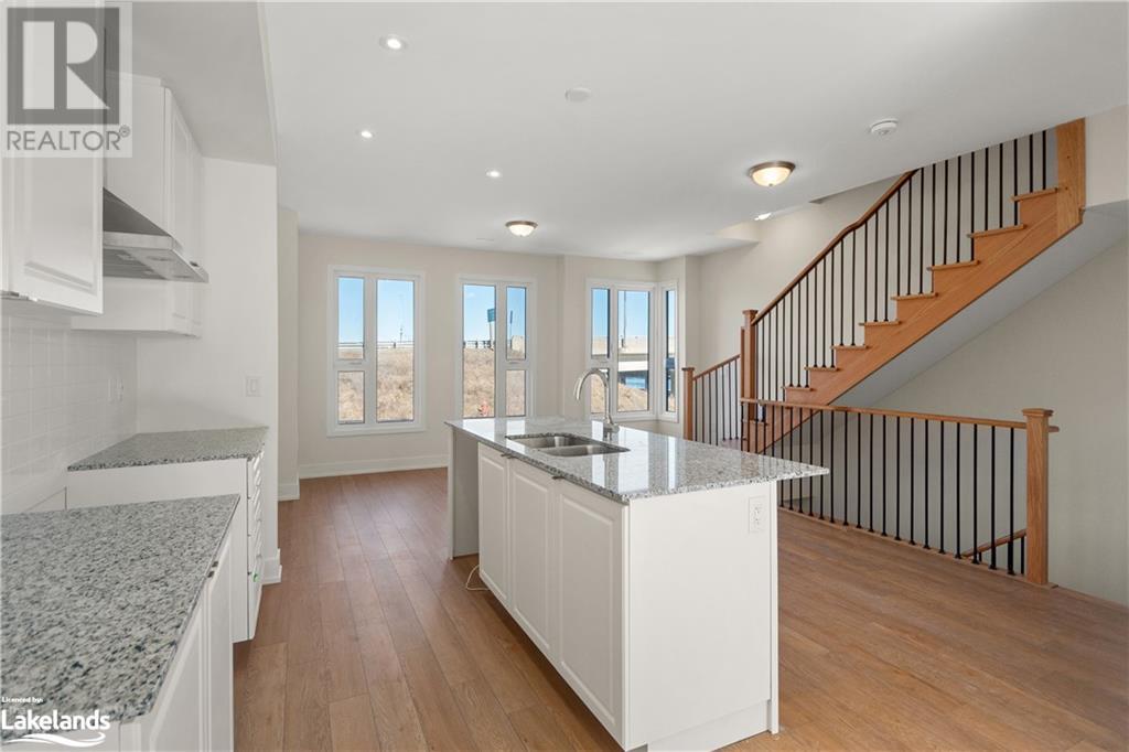 For sale 19 MARINER'S PIER Way, Orillia, Ontario L3V8P4 40545197 REALTOR.ca