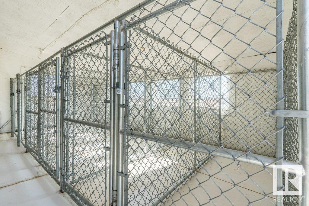 Steel mesh is used as temporary fence to mark boundaries of private  property because it is durable and easy install as fence. steel mesh  background is installed to prevent intrusion and has