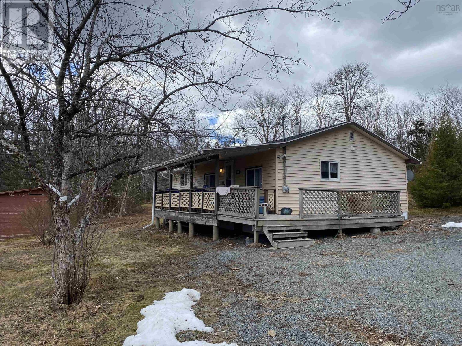 For sale 1591 Mooseland Road, Jacket Lake, Nova Scotia B0J2J0