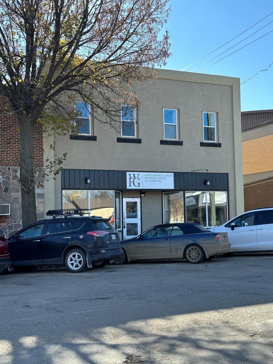 For sale 244 Hamilton St, Neepawa, Manitoba R0J1H0 654c02160d326b12cf3f4659 REALTOR.ca