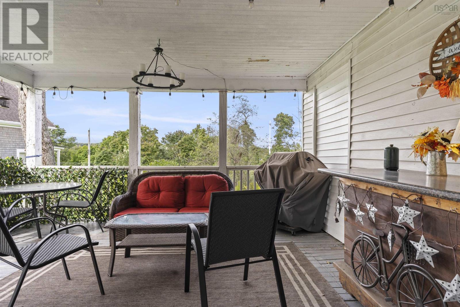 For sale 249 High Street, New Glasgow, Nova Scotia B2H2X4 202401865