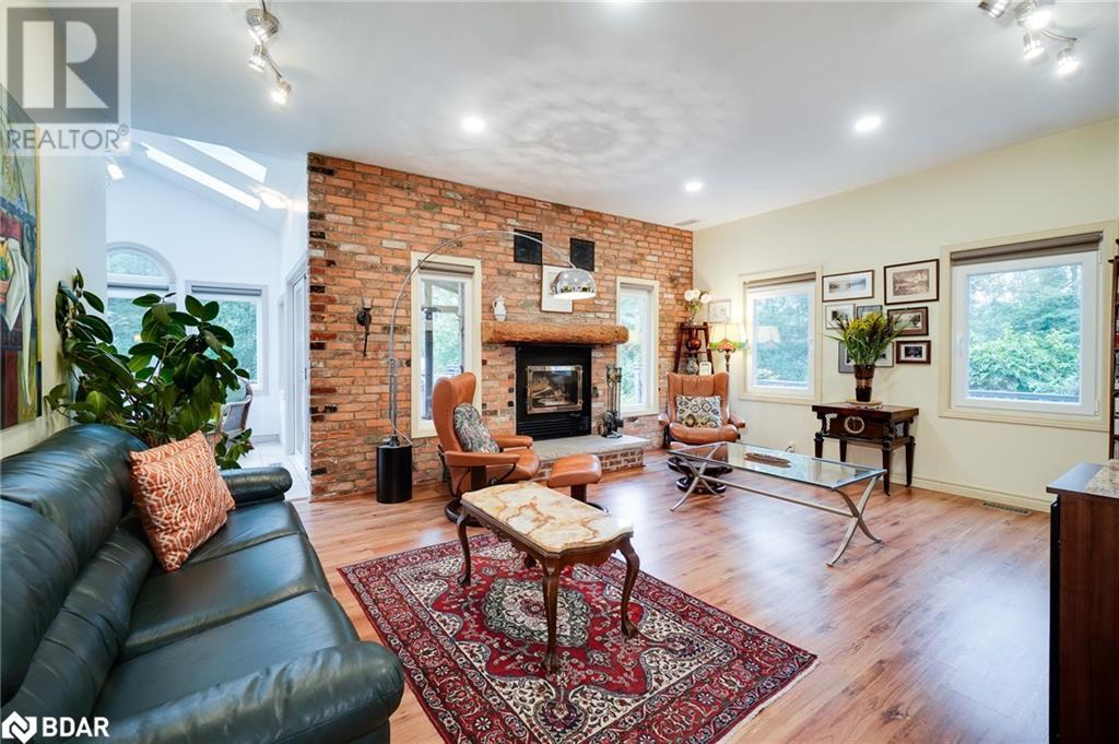 For sale 5823 EIGHTH LINE, Hillsburgh, Ontario N0B1Z0 40560841