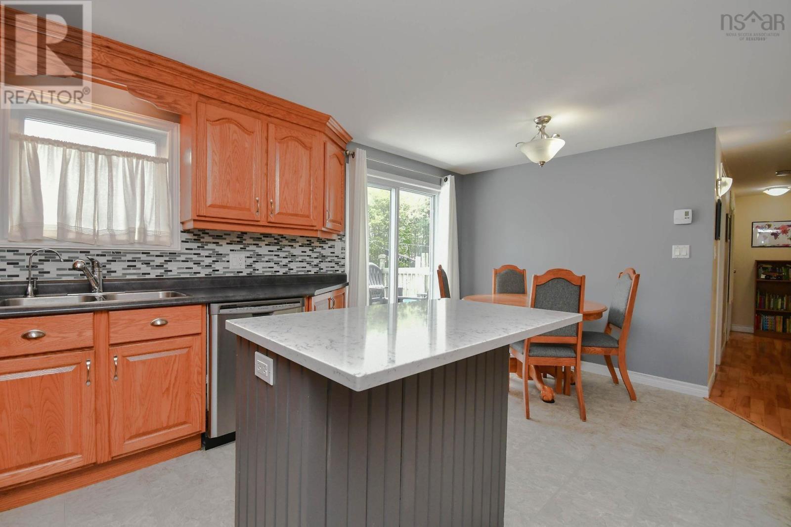 13 Cranberry Crescent, Dartmouth, Nova Scotia B2W4Z8 REALTOR.ca