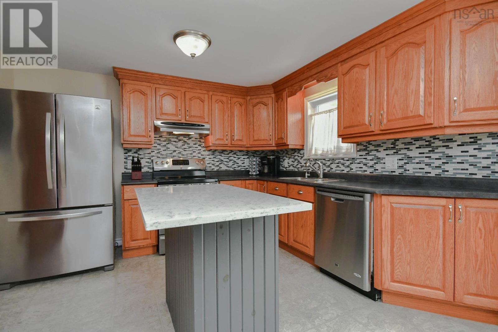 13 Cranberry Crescent, Dartmouth, Nova Scotia B2W4Z8 REALTOR.ca