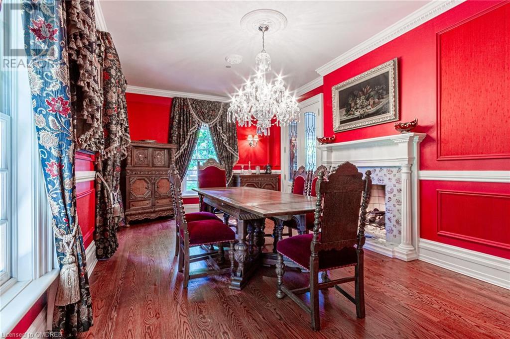 For sale 2438 DOULTON Drive, Mississauga, Ontario L5H3M3 40554093