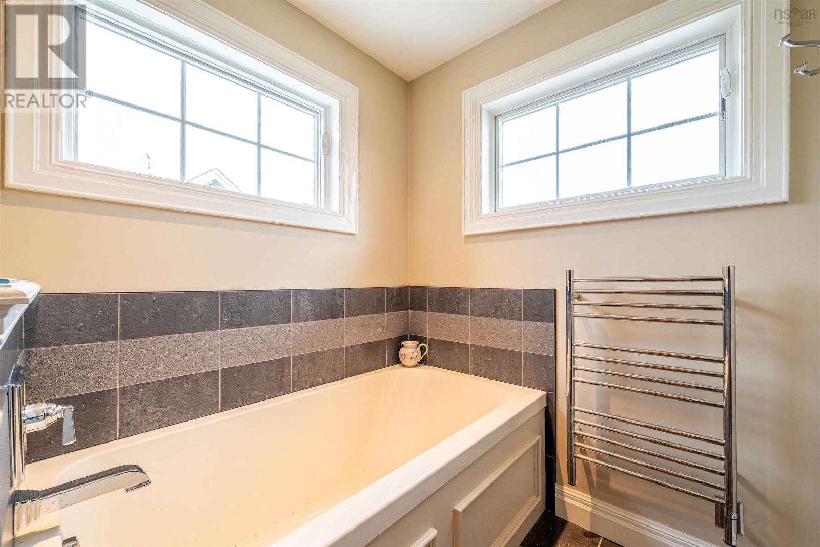 For sale 3 Sanctuary Court, Fall River, Nova Scotia B3T1J6 202401314