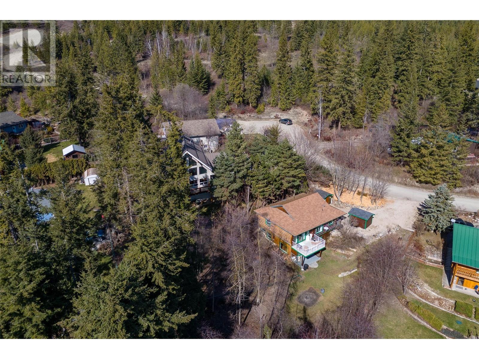 For sale: 412 Sumac Road, Tappen, British Columbia V0E2X1 - 10308073 ...