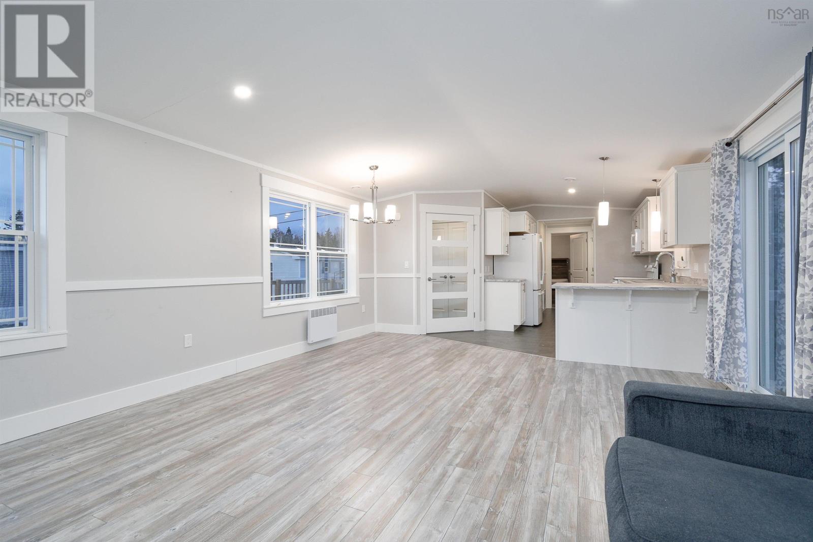 For sale 36 SECOND Street, Howie Centre, Nova Scotia B1L1C9