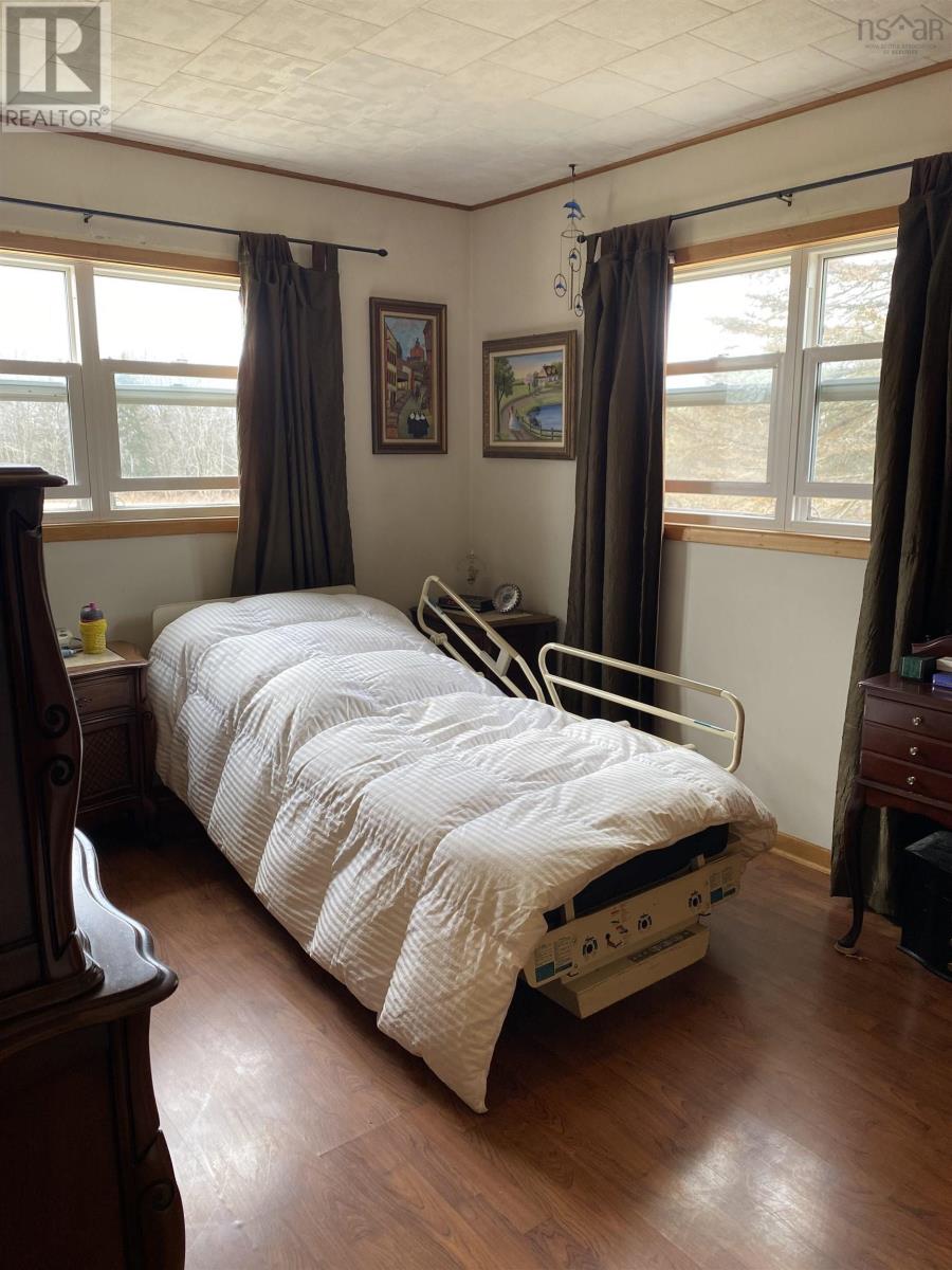 For sale 7877 Highway 215, Selma, Nova Scotia B0N1T0 202403579