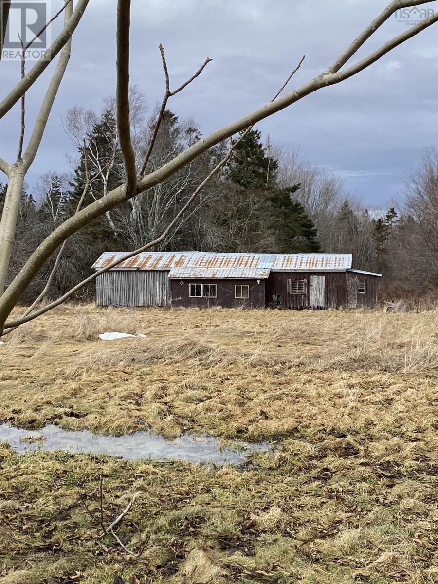 For sale 7877 Highway 215, Selma, Nova Scotia B0N1T0 202403579