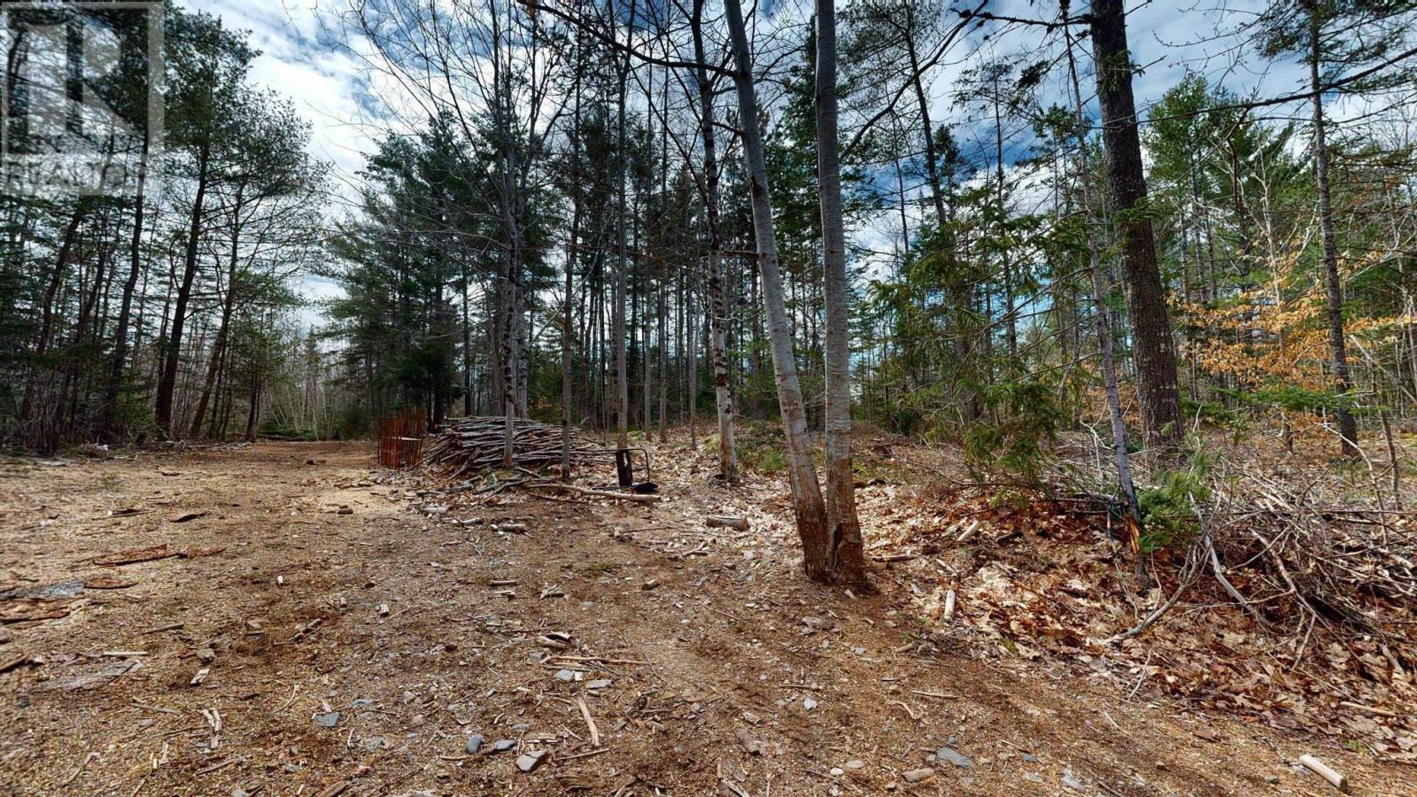For sale Lot Sarah Drive, Coldbrook, Nova Scotia B4R1A1 202404741