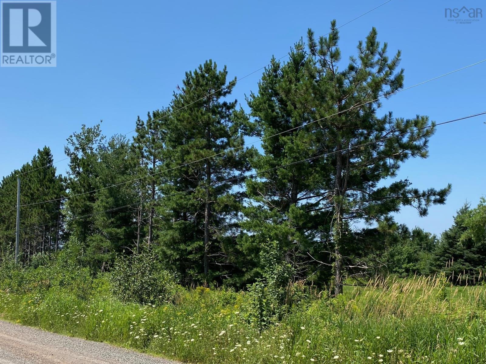 For sale 5783 Thomson Road, Pugwash Junction, Nova Scotia B0K1L0