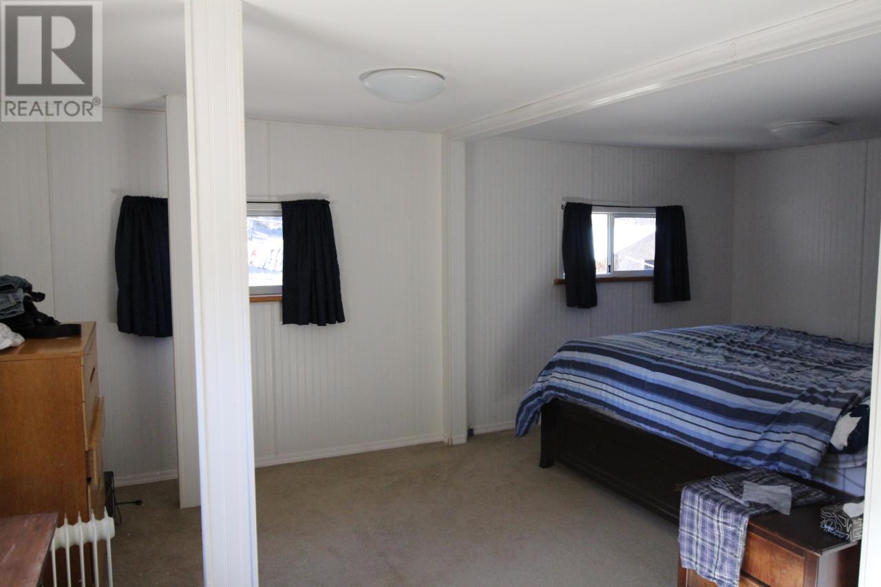 For sale 2605 YELLOWHEAD HWY, Little Fort, British Columbia 177430