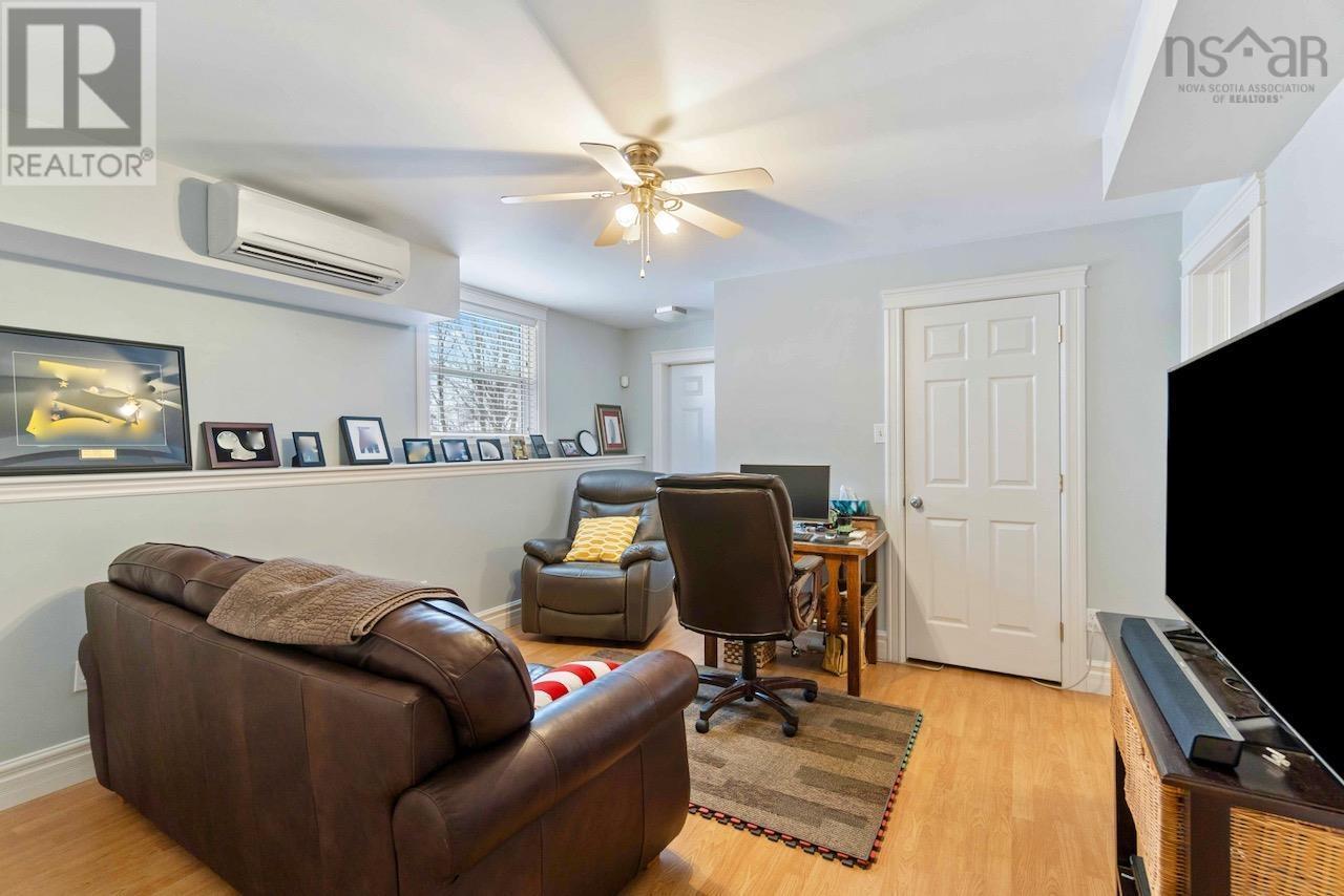 For sale 40 Dalhousie Avenue, Kentville, Nova Scotia B4N5E5