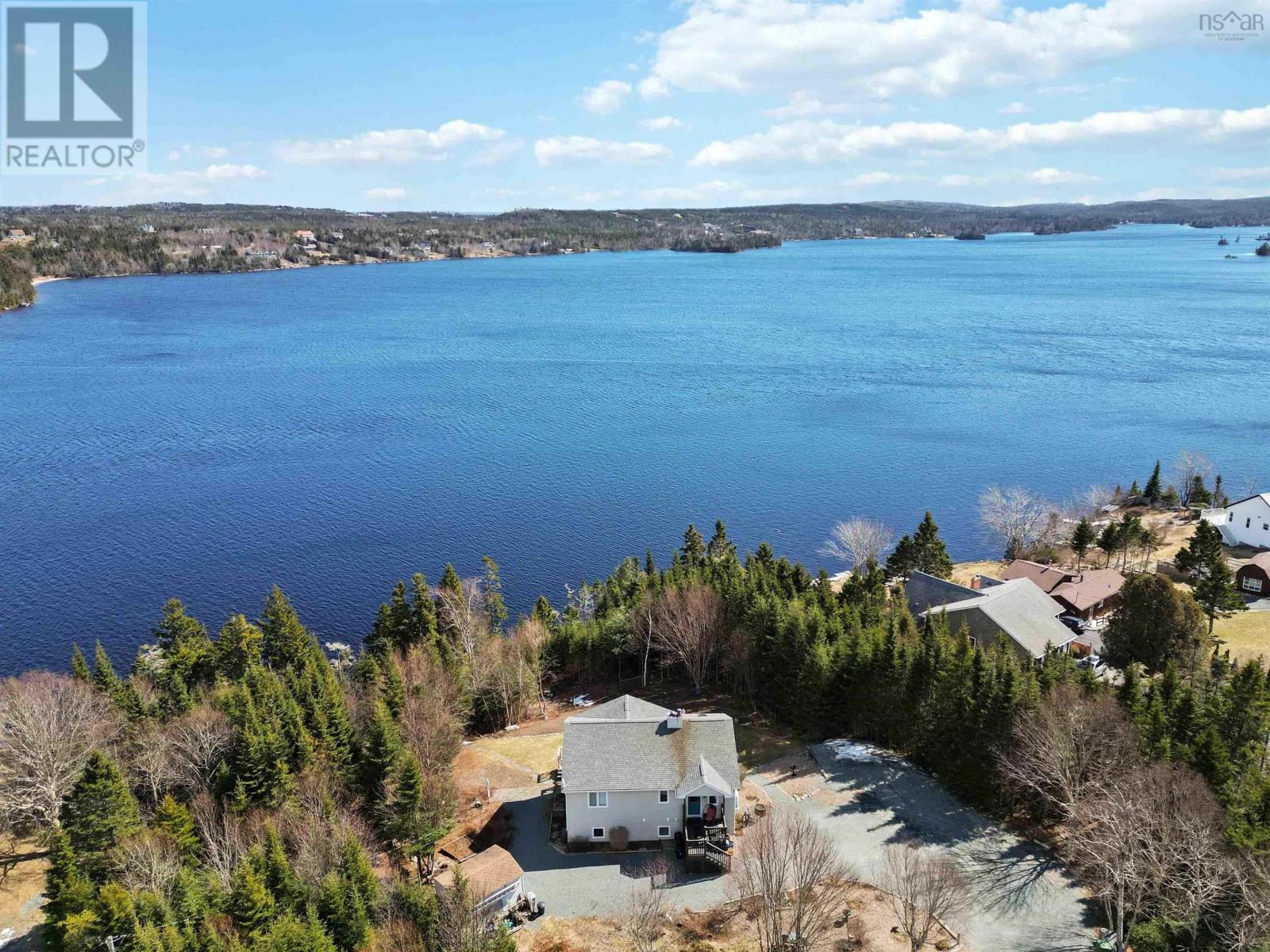 For sale 334 West Porters Lake Road, Porters Lake, Nova Scotia B3E1K5