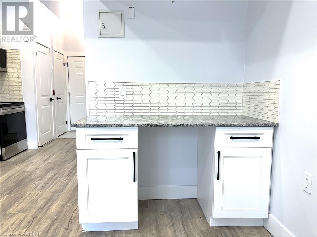 For sale 14 GLENDALE Drive, Tillsonburg, Ontario N4G1J2 40561311