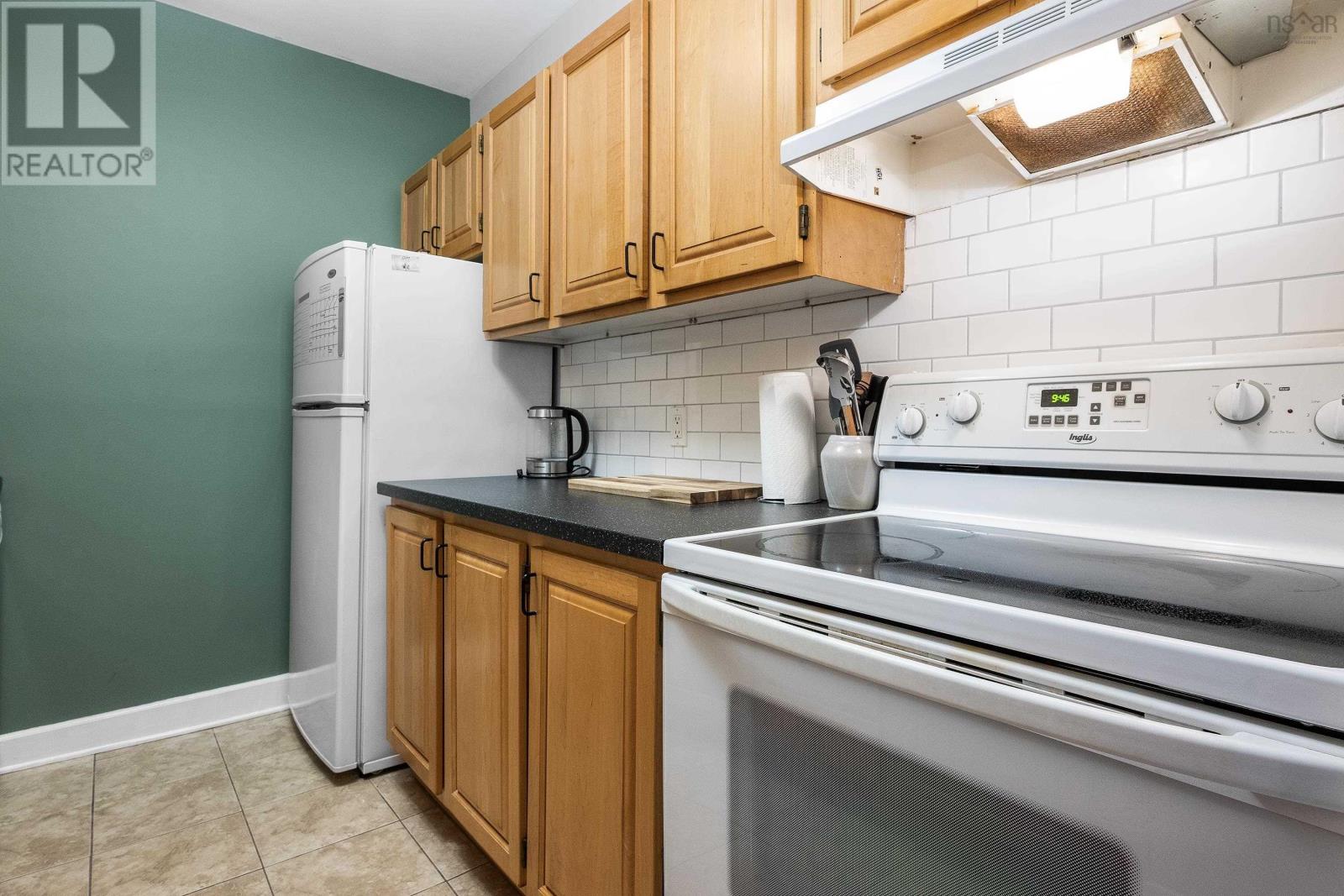 4 1156 Tower Road, Halifax, Nova Scotia B3H2Y8 REALTOR.ca