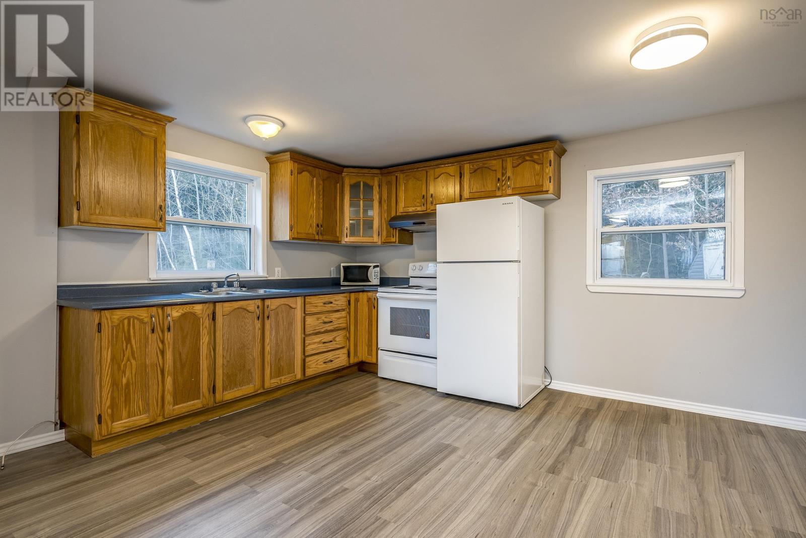 5579 Highway 2, Grand Lake, Nova Scotia B2T1B3 REALTOR.ca