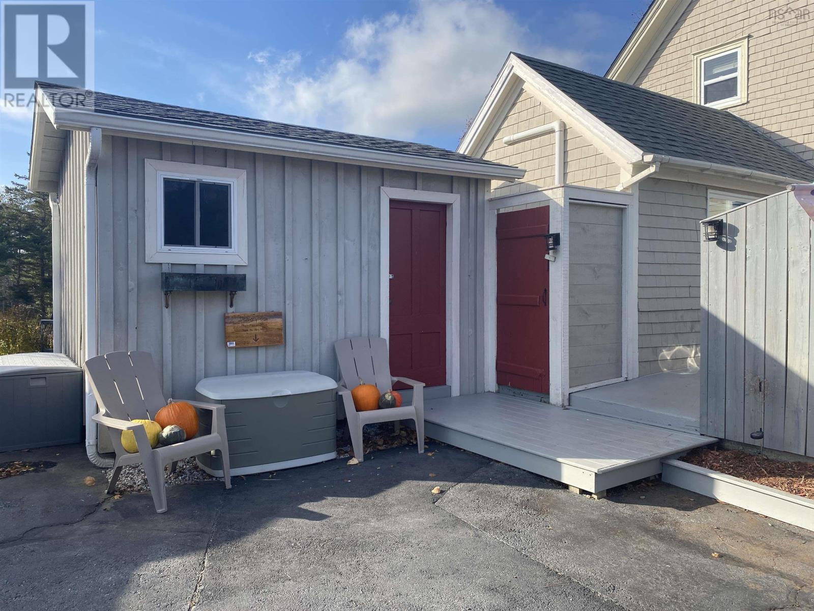 For sale 6381 Highway 3, Jordan Falls, Nova Scotia B0T1J0 202405444