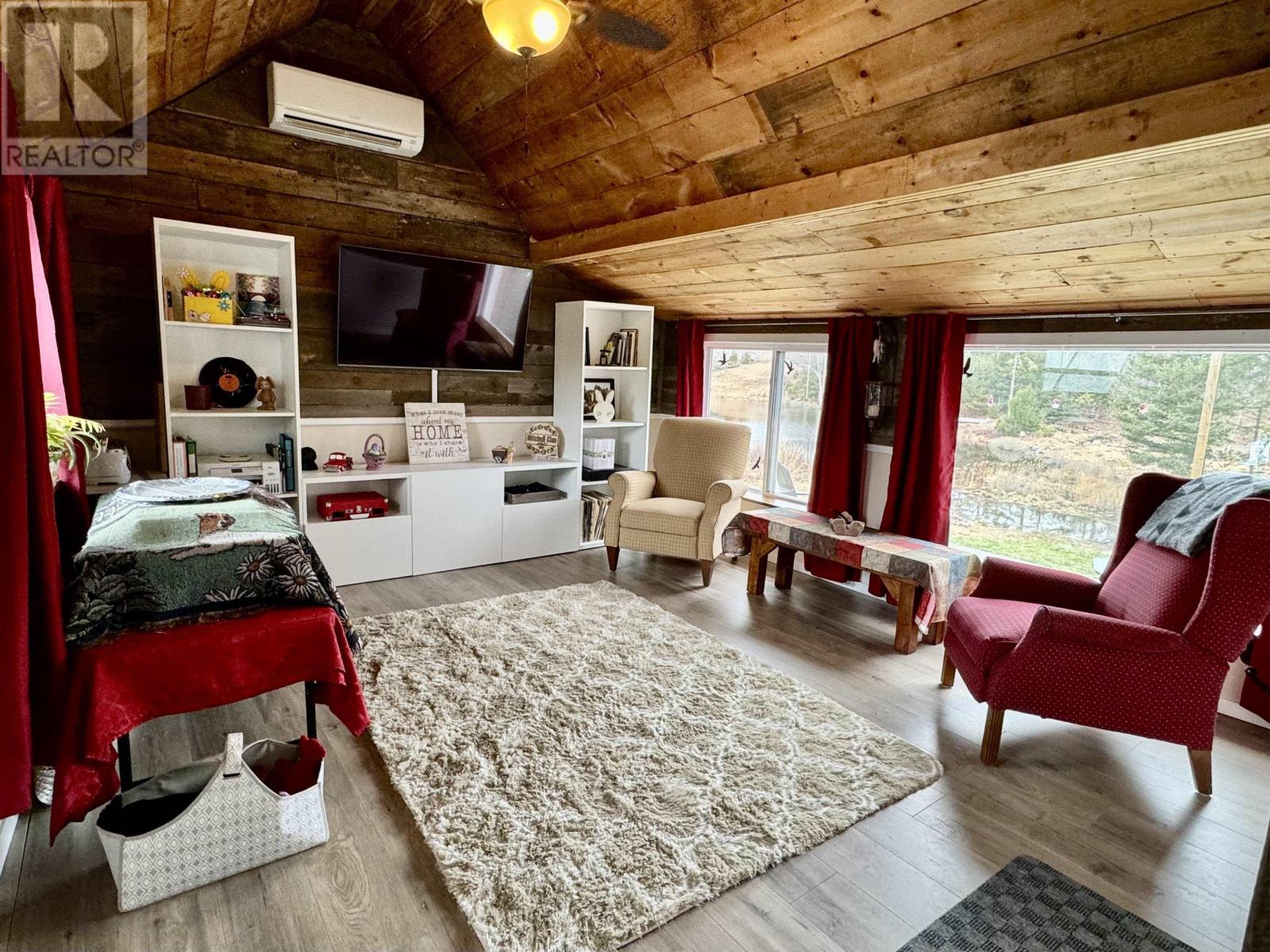 For sale 6381 Highway 3, Jordan Falls, Nova Scotia B0T1J0 202405444