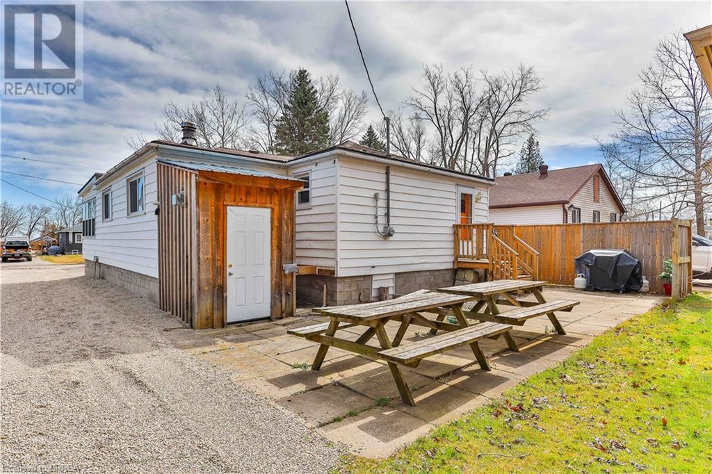 For sale 11 SNOOKS Drive, Turkey Point, Ontario N0E1T0 40560945