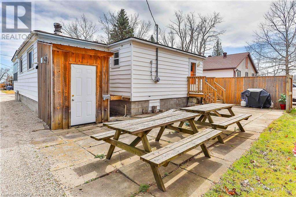 For sale 11 SNOOKS Drive, Turkey Point, Ontario N0E1T0 40560945