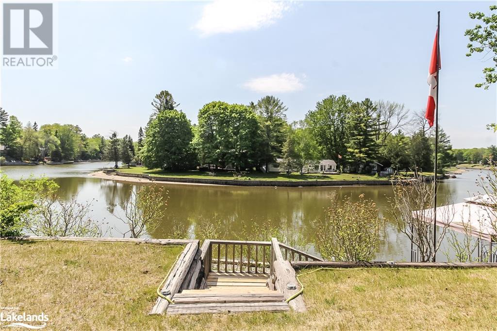 For sale 39 SUNNIDALE RIVER Road, Wasaga Beach, Ontario L9Z2S4