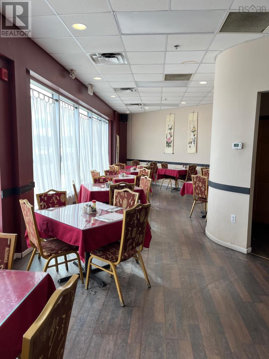 For sale 3650 Hammond Plains Road, Upper Tantallon, Nova Scotia B3Z1H3