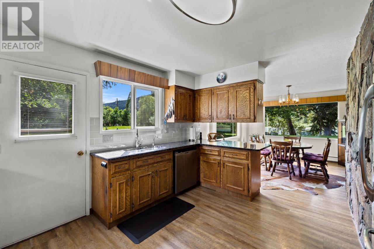 For sale 8753 VETERAN RD, Heffley, British Columbia V0E1Z2 177443