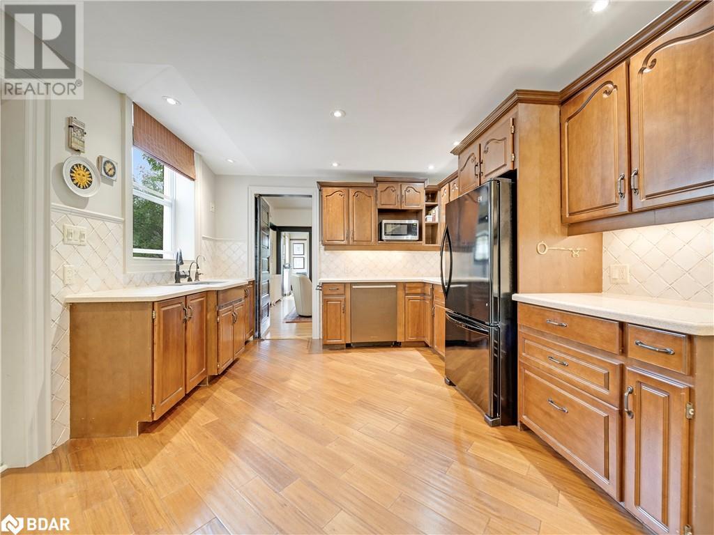 For sale 68 TECUMSETH Street, Orillia, Ontario L3V1X9 40538948