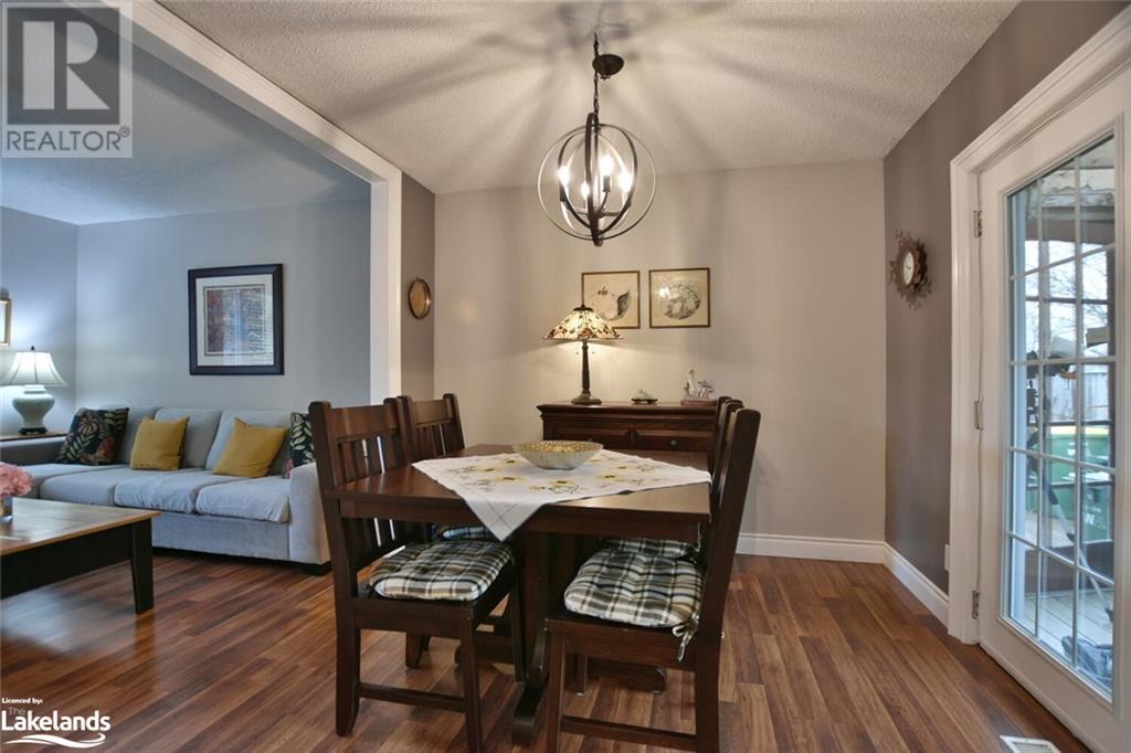 For sale 7 BRAKENBURY Street W, Markdale, Ontario N0C1H0 40562034