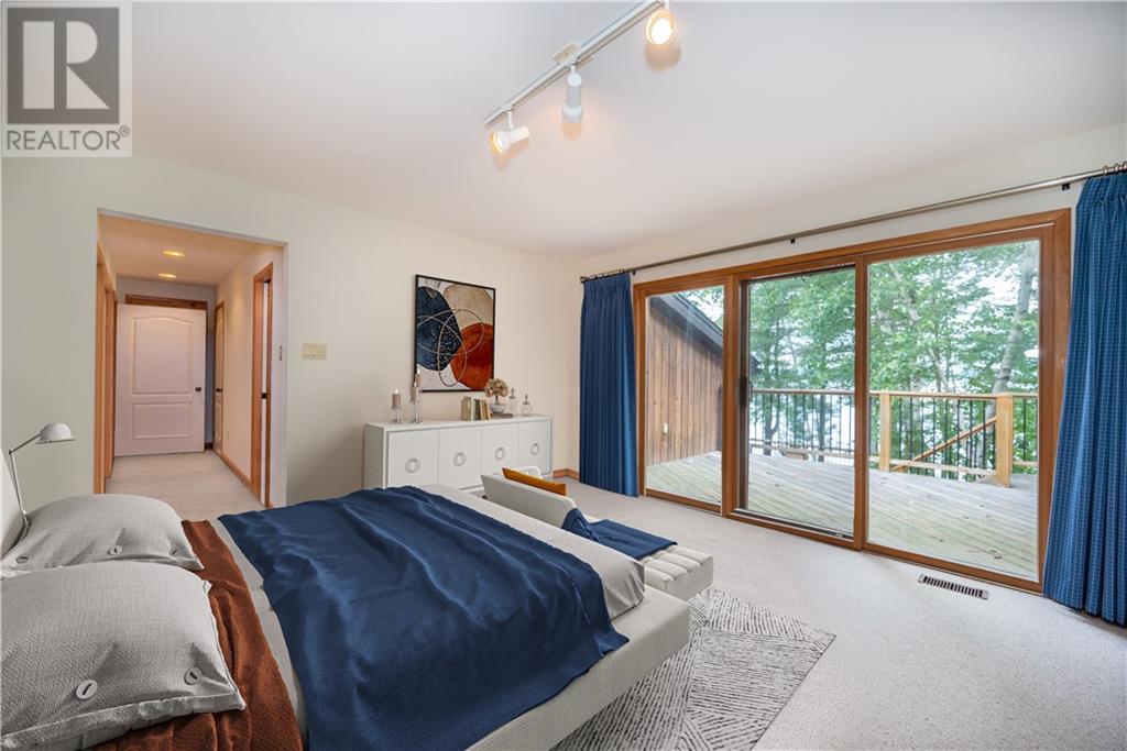 For sale 27 ROCKY SHORES LANE, Round Lake Centre, Ontario K0J2J0