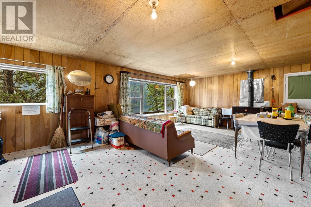 For sale 2380 HEFFLEY LAKE ROAD, Heffley, British Columbia V0E1Z1