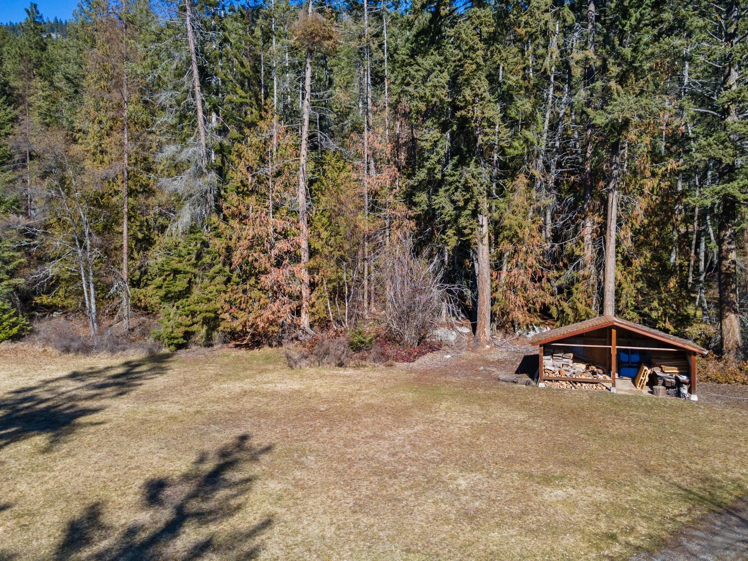 For sale 9873 HIGHWAY 3A, Kuskanook, British Columbia V0B2C0 2475772 REALTOR.ca