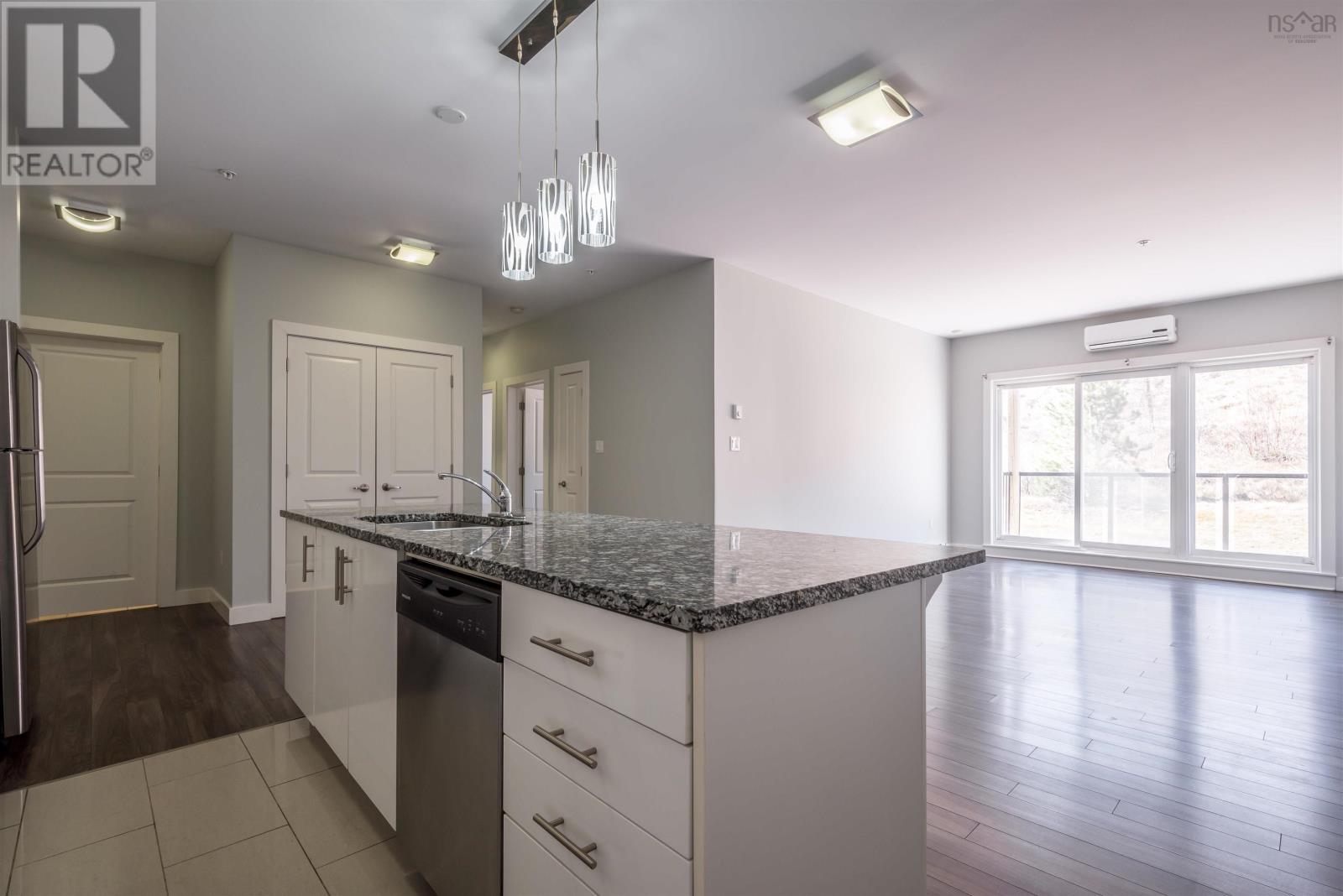 305 119 Walker Avenue, Lower Sackville, Nova Scotia B4C0C5 REALTOR.ca