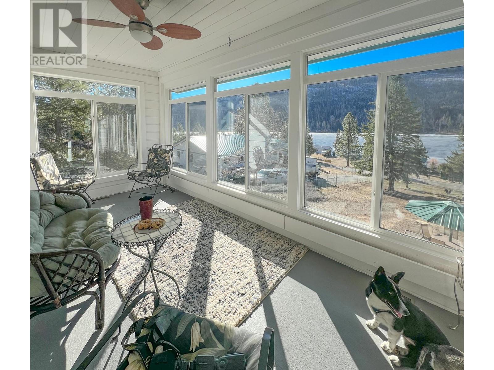 For sale 3022 LOON LAKE RD, Loon Lake, British Columbia V0K1H1