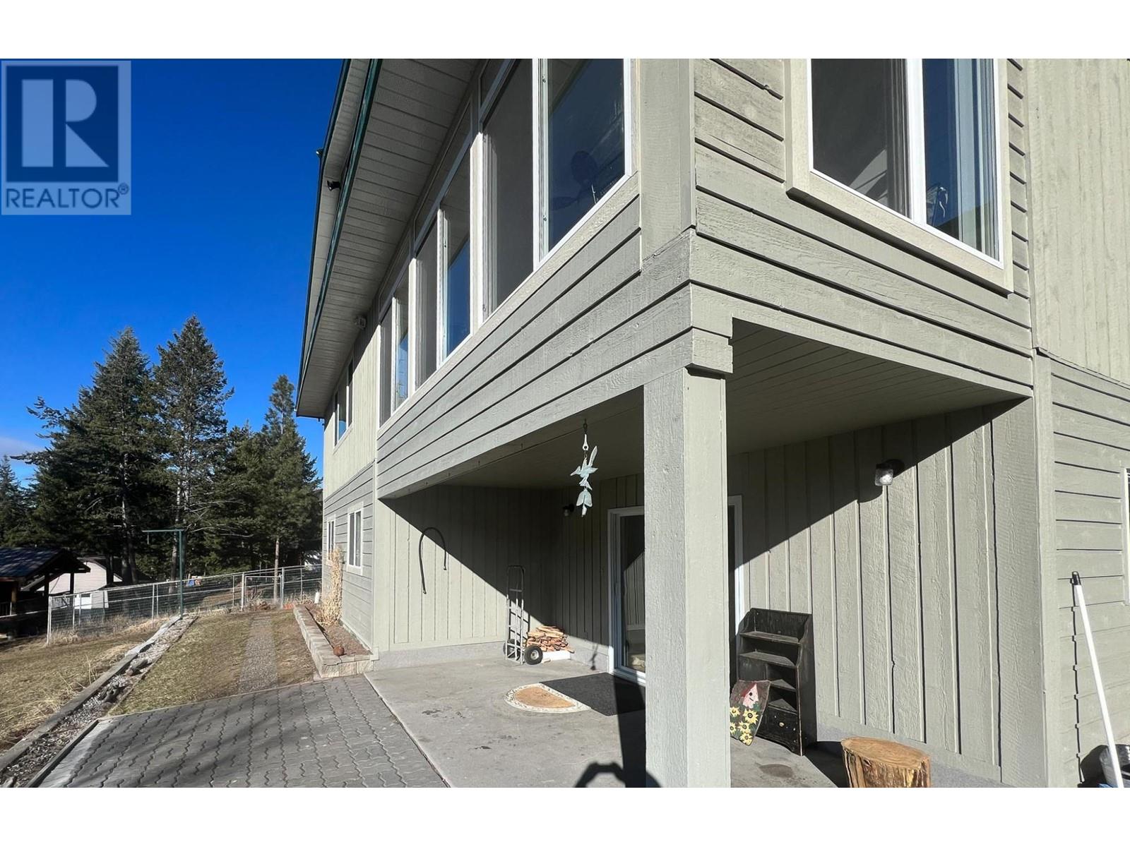 For sale 3022 LOON LAKE RD, Loon Lake, British Columbia V0K1H1