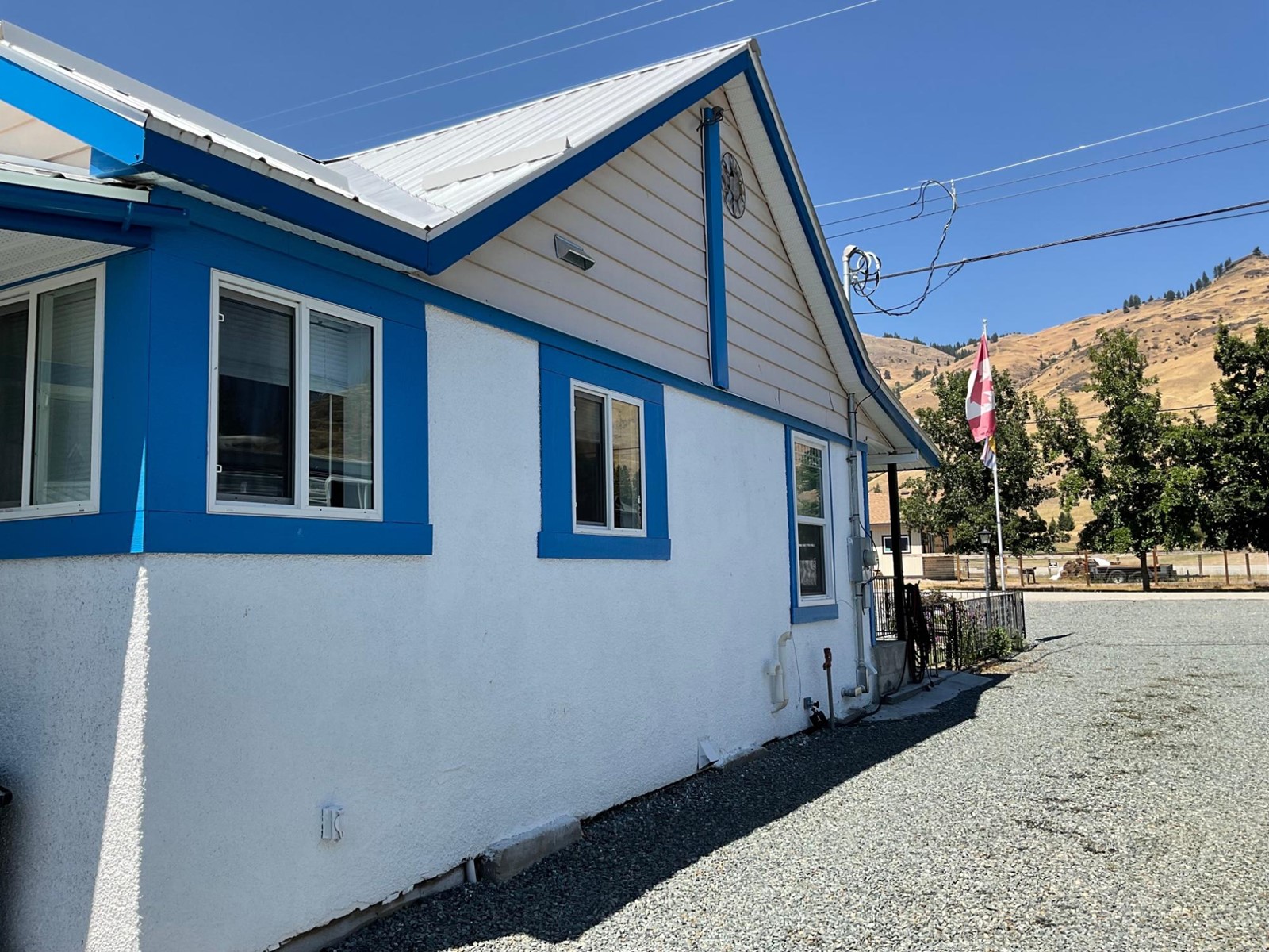 For sale 324 HARTLAND AVENUE, Midway, British Columbia V0H1M0