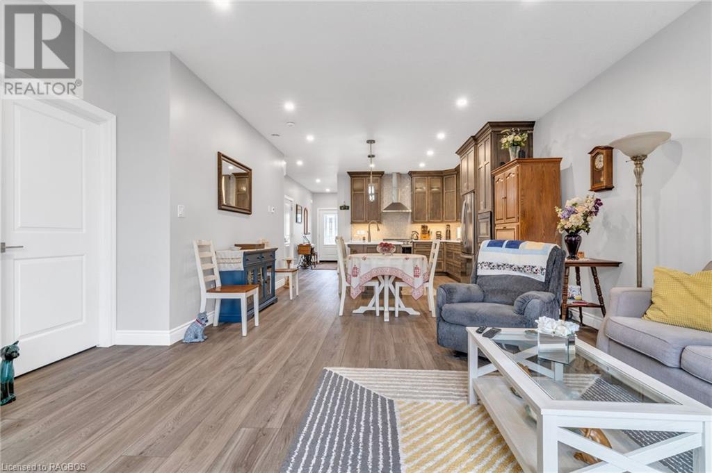 For sale 4 PALMER MARIE Lane, Chesley, Ontario N0G1L0 40549415