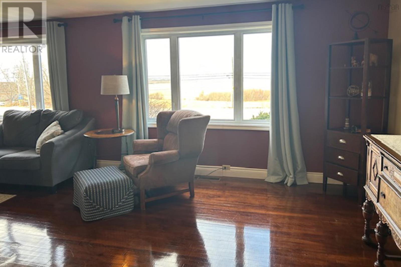 227 East Victoria Street, Amherst, Nova Scotia B4H1Y8 REALTOR.ca