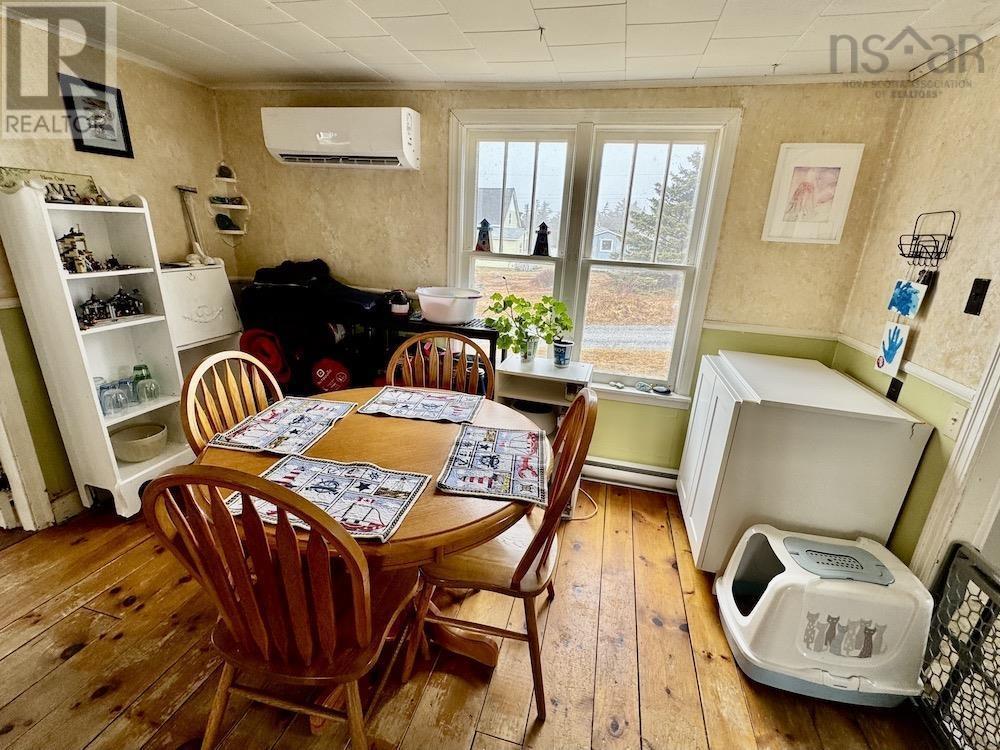 For sale 57 Hawk Point Road, Lower Clarks Harbour, Nova Scotia B0W1P0