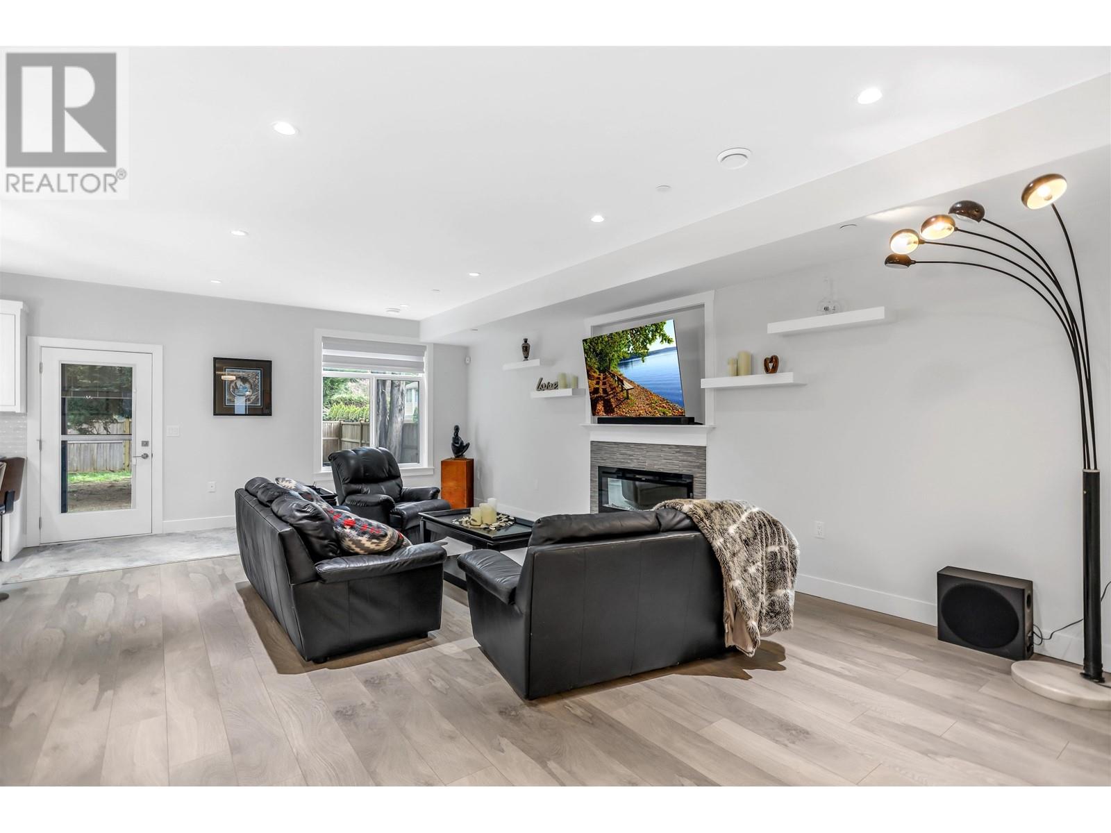 For sale 11860 LAITY STREET, Maple Ridge, British Columbia V2X5A5