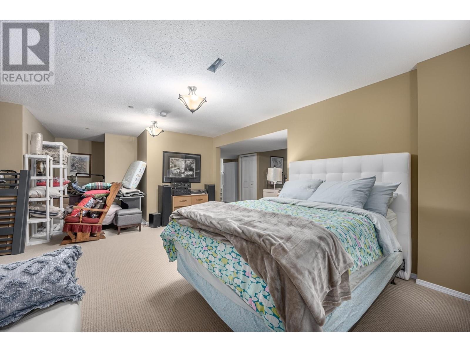 For sale 1999 SKEENA DRIVE, Kamloops, British Columbia V2E2P3 177512 REALTOR.ca