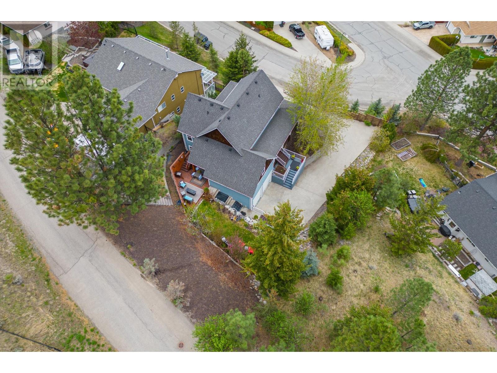 For sale 1999 SKEENA DRIVE, Kamloops, British Columbia V2E2P3 177512 REALTOR.ca