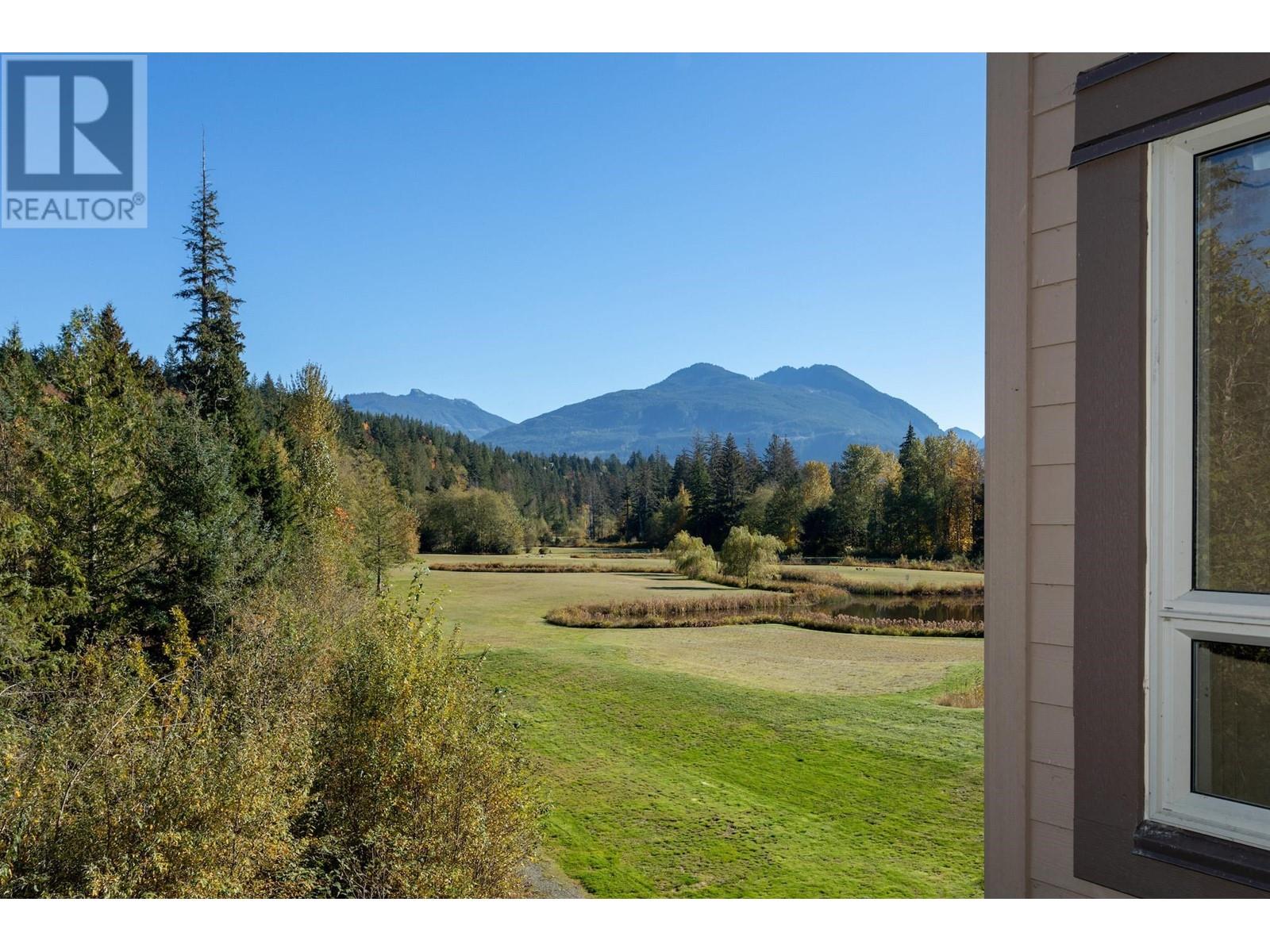For sale 213 40900 TANTALUS ROAD, Squamish, British Columbia V8B0R3