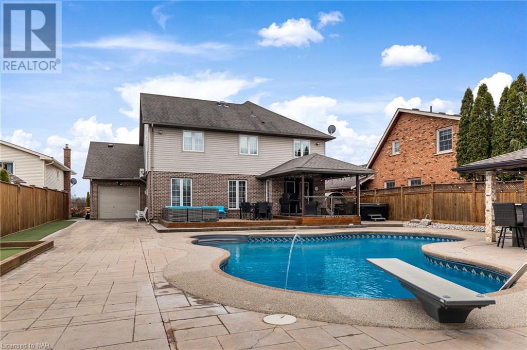 For sale 32 GLENWOOD Parkway, Welland, Ontario L3B5M6 40564017