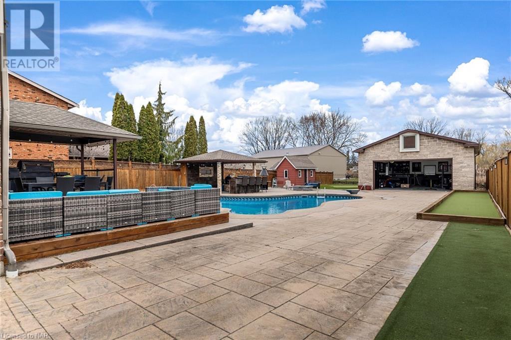 For sale 32 GLENWOOD Parkway, Welland, Ontario L3B5M6 40564017