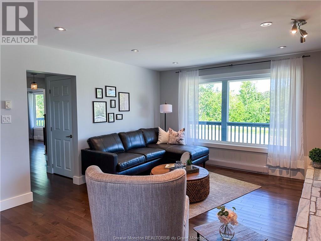 For sale 100 Westmount BLVD, Moncton, New Brunswick E1E1V1 M158382 REALTOR.ca